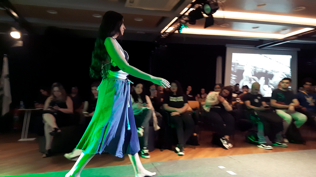 Manifesto na Passarela: Desfile de Moda Circular no Senac Confronta Consumo Rápido e Descarte Massivo em SP